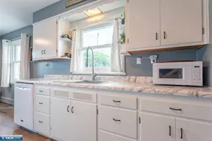 308 S 8th Ave E, Ely, MN 55731 - Photo 9