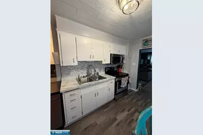 219 8th St SW, Chisholm, MN 55719 - Photo 9