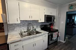 219 SW 8th St, Chisholm, MN 55719 - Photo 9