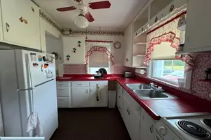 997 S Gary St, Calumet, MN 55716 - Photo 3