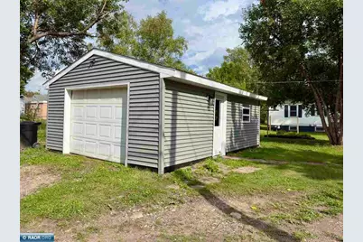 1100 Lincoln Ave, Eveleth, MN 55734 - Photo 29