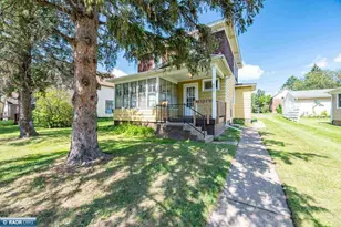 514 W 2nd Ave, Keewatin, MN 55753 - Photo 1