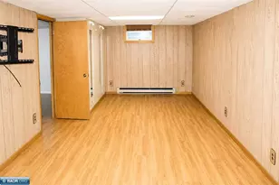 307 E Park Dr, Hibbing, MN 55746 - Photo 27