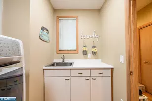 114 Highland Dr, Hibbing, MN 55746 - Photo 31