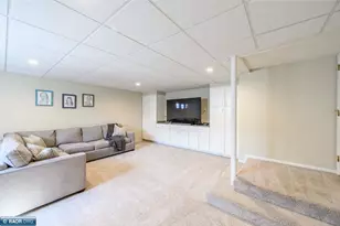 114 Highland Dr, Hibbing, MN 55746 - Photo 23
