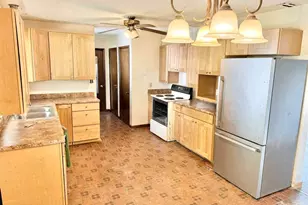 3919 8th Ave E, Hibbing, MN 55746 - Photo 7