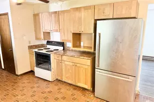3919 8th Ave E, Hibbing, MN 55746 - Photo 9