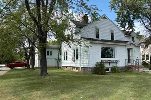 2027 12th Ave E, Hibbing, MN 55746 - Photo 7