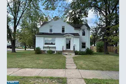 2027 12th Ave E, Hibbing, MN 55746 - Photo 5