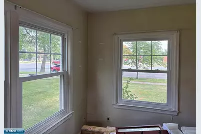 2027 12th Ave E, Hibbing, MN 55746 - Photo 9