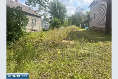 2320 5th Ave W, Hibbing, MN 55746 - Photo 1