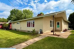 4013 4th Ave E, Hibbing, MN 55746 - Photo 5