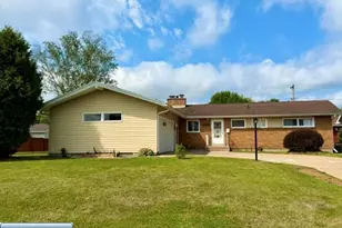4013 4th Ave E, Hibbing, MN 55746 - Photo 1