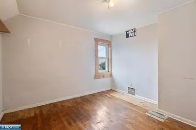 213 & 215 W 4th Ave N, Aurora, MN 55705 - Photo 21