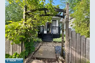 711 Cleveland, Eveleth, MN 55734 - Photo 3