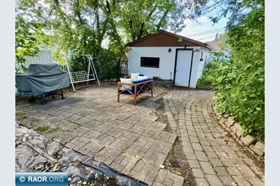 711 Cleveland, Eveleth, MN 55734 - Photo 21