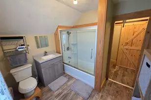 313 Forest St, Buhl, MN 55713 - Photo 23