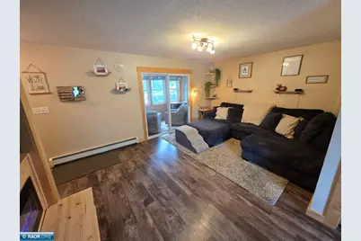 313 Forest St, Buhl, MN 55713 - Photo 9