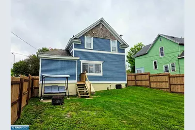 313 Forest St, Buhl, MN 55713 - Photo 3