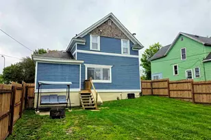 313 Forest St, Buhl, MN 55713 - Photo 3