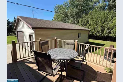 209 17th Avenue W, Eveleth, MN 55734 - Photo 5