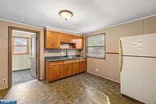 412 16th St N, Virginia, MN 55792 - Photo 5