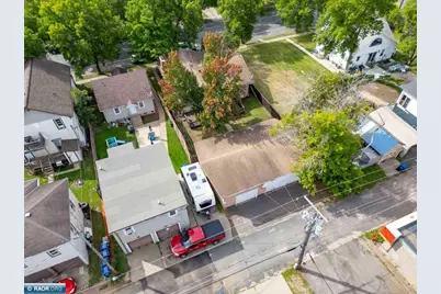 2120 W 2nd Ave, Hibbing, MN 55746 - Photo 35