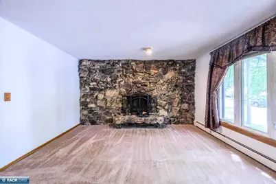 2120 W 2nd Ave, Hibbing, MN 55746 - Photo 5