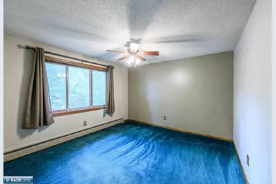 2120 W 2nd Ave, Hibbing, MN 55746 - Photo 15
