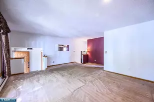 2120 W 2nd Ave, Hibbing, MN 55746 - Photo 7