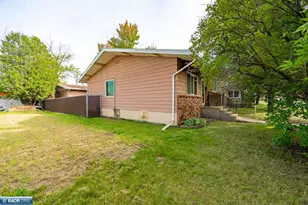 2120 W 2nd Ave, Hibbing, MN 55746 - Photo 43