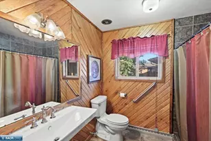 1408 Gray Dr, Hibbing, MN 55746 - Photo 27