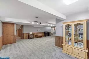 1408 Gray Dr, Hibbing, MN 55746 - Photo 33