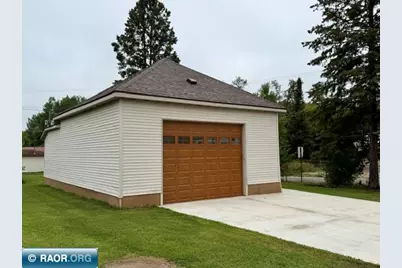 101 State St, Buhl, MN 55713 - Photo 3