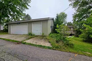 204 Congdon Ave, Coleraine, MN 55722 - Photo 25