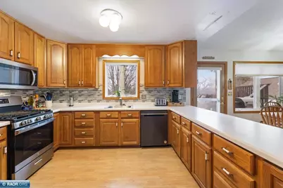 35 Vermillion Dr, Virginia, MN 55792 - Photo 9