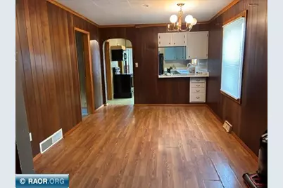 1006 N 18th St, Virginia, MN 55792 - Photo 9