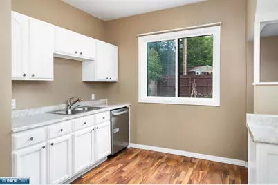 309 Maryland Street, Duluth, MN 55803 - Photo 9
