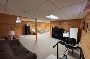 611 W 33rd St, Hibbing, MN 55746 - Photo 15