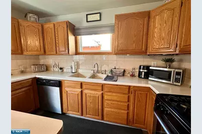217 W Michigan Ave, Gilbert, MN 55741 - Photo 9