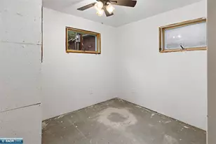 9913 E Lind Rd, Angora, MN 55703 - Photo 23
