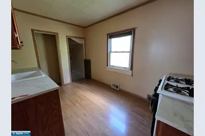 117 Virginia Ave W, Gilbert, MN 55741 - Photo 9
