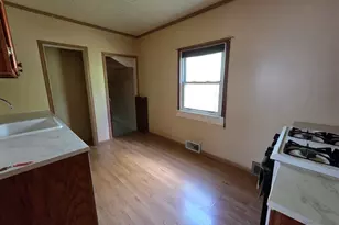117 Virginia Ave W, Gilbert, MN 55741 - Photo 9