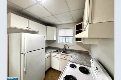 521 10th St S, Virginia, MN 55792 - Photo 9