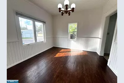 521 10th St S, Virginia, MN 55792 - Photo 5