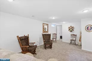 3115 Outer Dr, Hibbing, MN 55746 - Photo 15