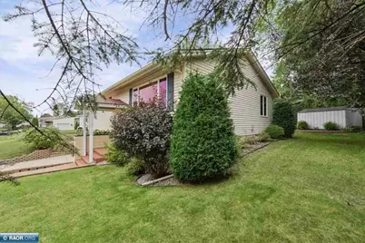 407 Mesabi Dr., Hibbing, MN 55746 - Photo 3