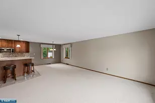 407 Mesabi Dr, Hibbing, MN 55746 - Photo 15