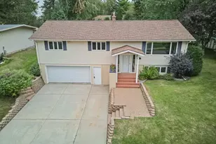 407 Mesabi Dr, Hibbing, MN 55746 - Photo 47