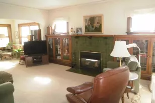 2122 E 5th Ave, Hibbing, MN 55746 - Photo 3